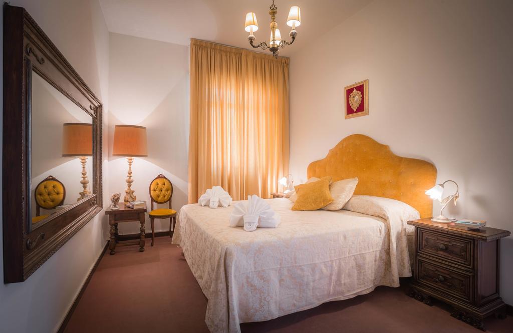 Simple Station Stay Florence Ngoại thất bức ảnh