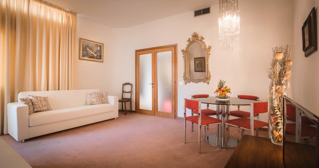 Simple Station Stay Florence Ngoại thất bức ảnh